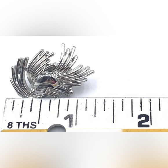 CORO PEGASUS vintage elegant Silver Tone Bracelet Clip On Earrings SET - Picture 5 of 11